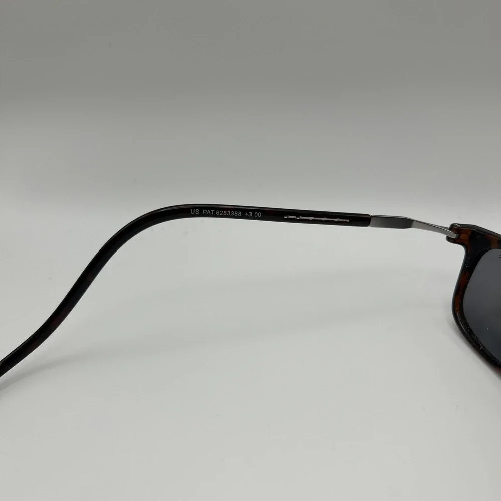 CliC Sunglasses Magnetic Reading Glasses Cheetah +3 Strength